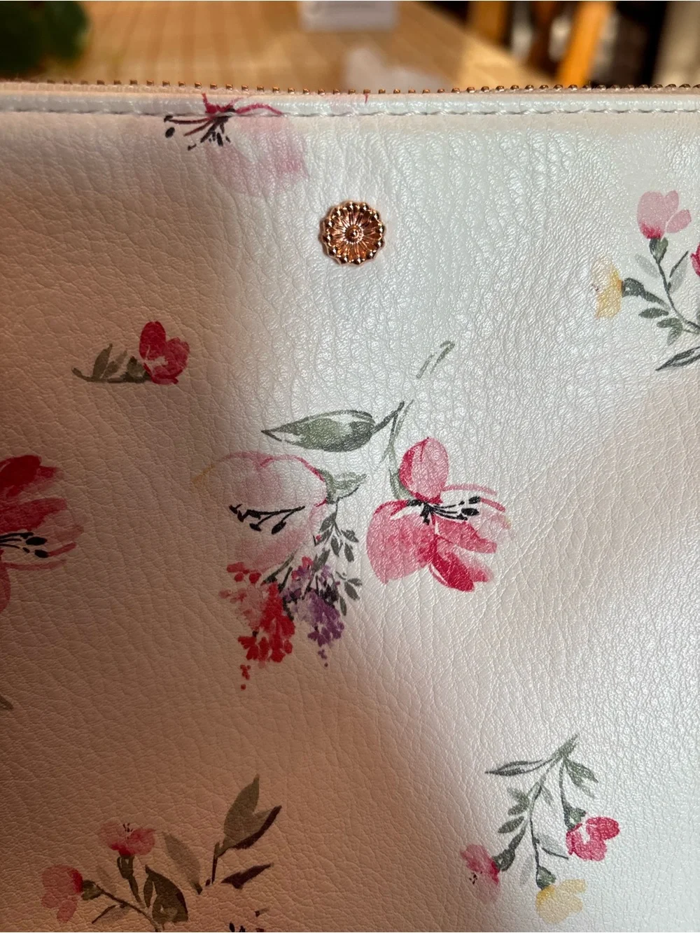 LC Lauren Conrad White Floral Crossbody Bag with Pink Accents